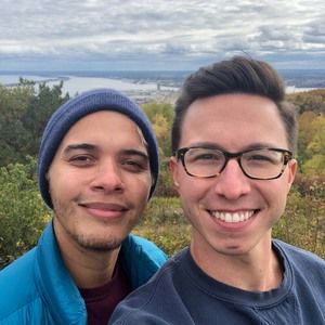 Meet your Posher, Dion